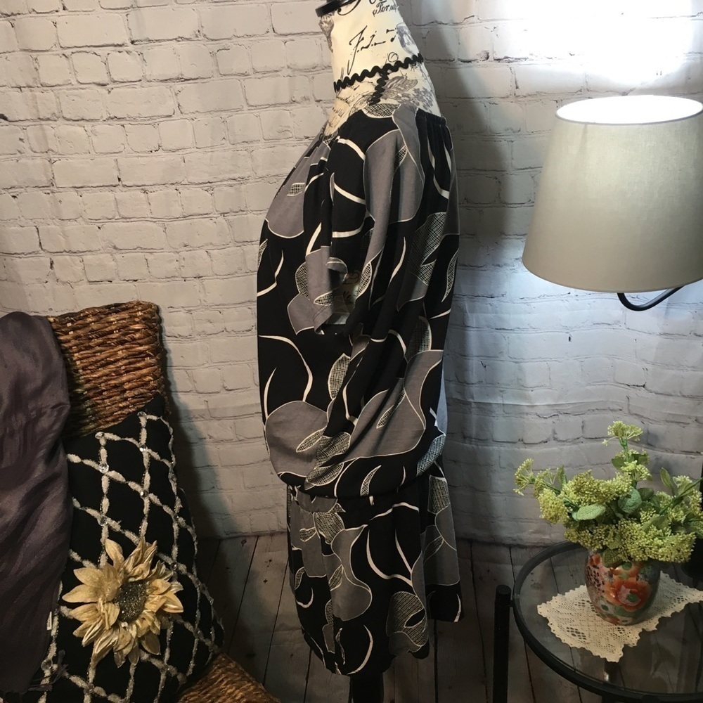 Old Navy floral jerseys dress - Picture 4 of 8